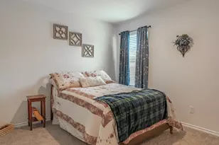 604 N River Oaks Ln, Chandler, TX 75758 - Photo 17