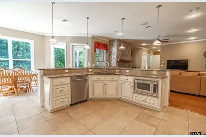 3402 Ridge Bluff, Tyler, TX 75707 - Photo 15