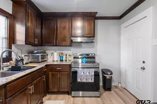 402 E Barrett, Tyler, TX 75702 - Photo 9