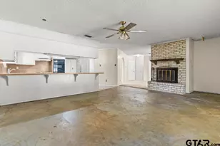 2975 Lynn Dr, Longview, TX 75604 - Photo 9