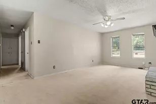 2975 Lynn Dr, Longview, TX 75604 - Photo 3