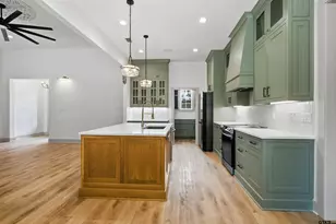 2110 Stanford, Jacksonville, TX 75766 - Photo 3