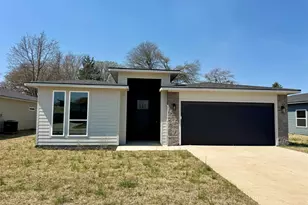 15528 Greenhouse Wy, Lindale, TX 75771 - Photo 1