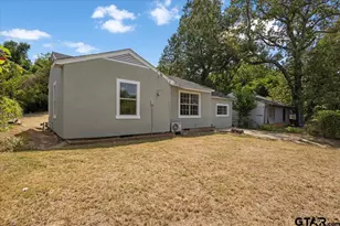 2318 Pine Burr Rd, Tyler, TX 75702 - Photo 3