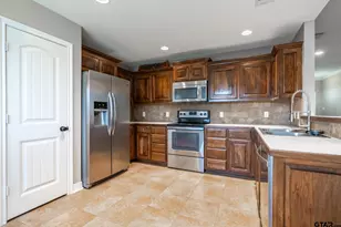 948 Redbud Ln, Bullard, TX 75757 - Photo 11