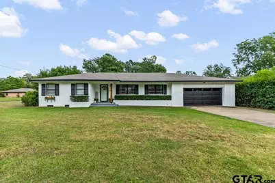 1119 Bledsoe Street, Gilmer, TX 75644 - Photo 1