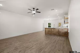 817 Boyd Ave, Tyler, TX 75701 - Photo 5