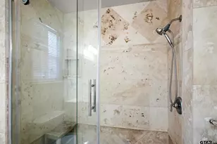 109 Old Barn Cir, Holly Lake Ranch, TX 75765 - Photo 17