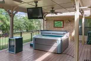 109 Old Barn Cir, Holly Lake Ranch, TX 75765 - Photo 23