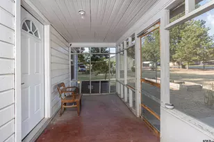 209 S Oak St, Van, TX 75790 - Photo 23