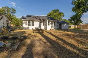 209 S Oak St, Van, TX 75790 - Photo 7