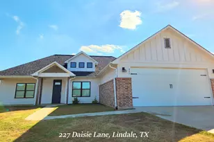 692 White Bear Trail + 6 Additional Homes, Lindale, TX 75771 - Photo 3