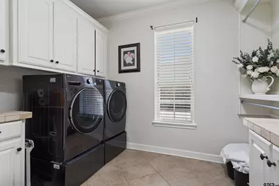 8387 Castleton Way, Tyler, TX 75703 - Photo 11
