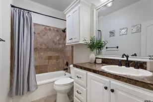 8387 Castleton Way, Tyler, TX 75703 - Photo 13
