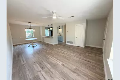 2318 McKenzie Dr, Tyler, TX 75701 - Photo 3