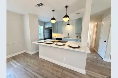 2318 McKenzie Dr, Tyler, TX 75701 - Photo 5