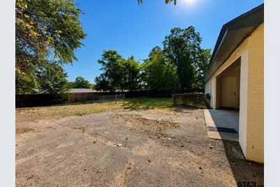 2318 McKenzie Dr, Tyler, TX 75701 - Photo 23