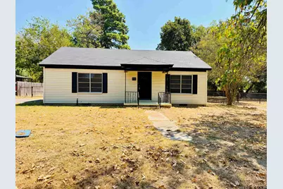 406 Marchman, Lindale, TX 75771 - Photo 1