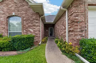 2322 Homestead Ln, Tyler, TX 75701 - Photo 3