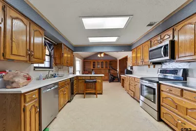 1709 County Road 4680, Boyd, TX 76023 - Photo 25