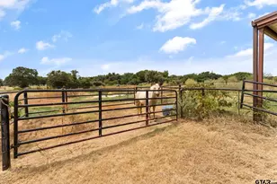 1709 Co Rd 4680, Boyd, TX 76023 - Photo 39