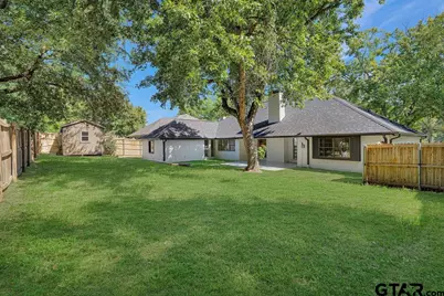 701 Kingswood Dr., Tyler, TX 75703 - Photo 35