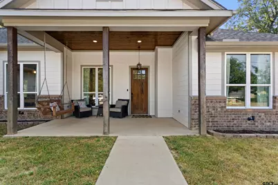 411 Crystal Avenue, Rusk, TX 75785 - Photo 1