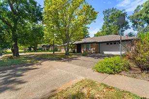823 Bama Ln, Tyler, TX 75701 - Photo 35