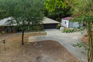 15236 Hillview Rd, Tyler, TX 75703 - Photo 5