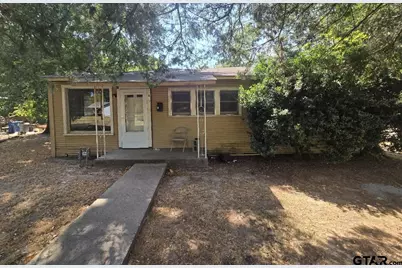 813 Sycamore St, Mineola, TX 75773 - Photo 1