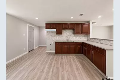 2200 Glenview Ave, Tyler, TX 75701 - Photo 7