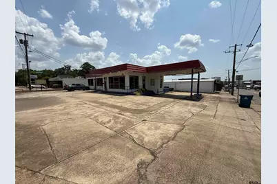 100 E Upshur, Gladewater, TX 75647 - Photo 9