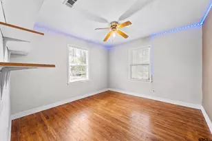 1318 Oakdale, Palestine, TX 75801 - Photo 19