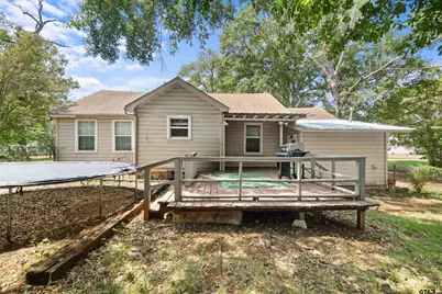 1318 Oakdale, Palestine, TX 75801 - Photo 25