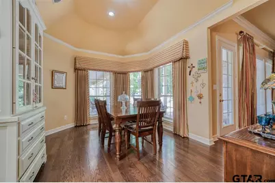 402 Moccasin Trail, Kilgore, TX 75662 - Photo 9
