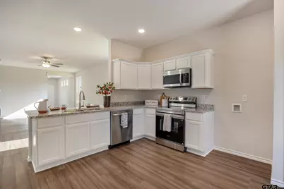 615 Park Central, Chandler, TX 75758 - Photo 7