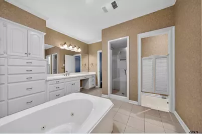 504 Hyde Park Dr, Tyler, TX 75701 - Photo 23