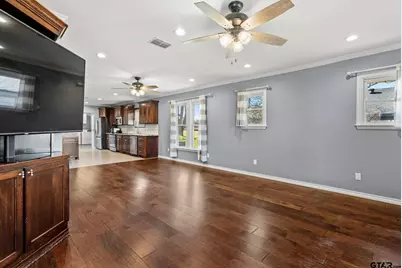 605 Dallas St, Winona, TX 75792 - Photo 5