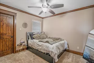 814 N Jarvis St, Troup, TX 75789 - Photo 17