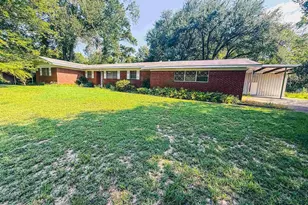 200 Highland Dr, Pittsburg, TX 75686 - Photo 1