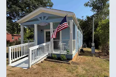 510 E Henderson St., Overton, TX 75684 - Photo 1
