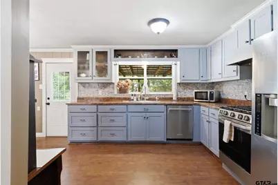 1540 Hankerson, Tyler, TX 75701 - Photo 7