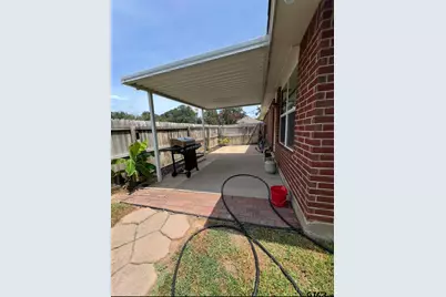 302 Willowbrook Lane, Whitehouse, TX 75791 - Photo 17