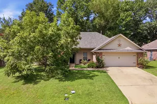 1617 Crockett Dr, Tyler, TX 75701 - Photo 1