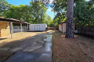 406 Asbury St, Jacksonville, TX 75766 - Photo 23