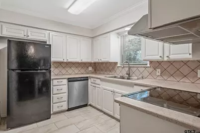 3100 Rosemary Ln, Tyler, TX 75701 - Photo 7