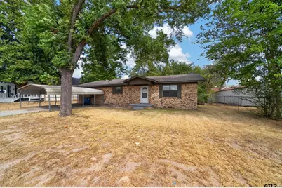 209 W South Street, Lindale, TX 75771 - Photo 1