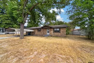 209 W South St, Lindale, TX 75771 - Photo 1