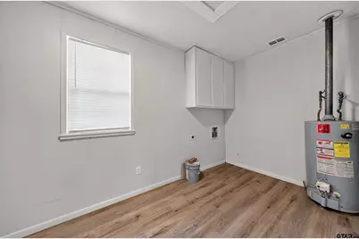 209 W South Street, Lindale, TX 75771 - Photo 27