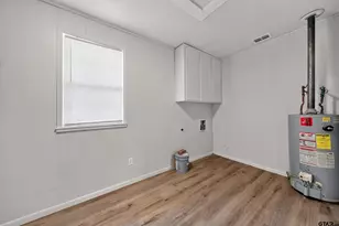 209 W South St, Lindale, TX 75771 - Photo 27